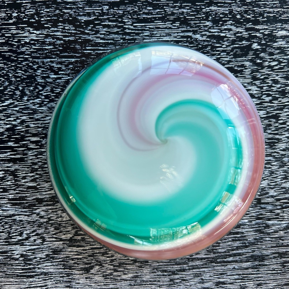 Swirl Glass Paperweight‎